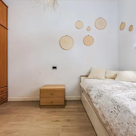 Apartment Valencia By Interhome