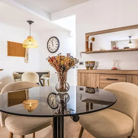 Valencia By Interhome *
